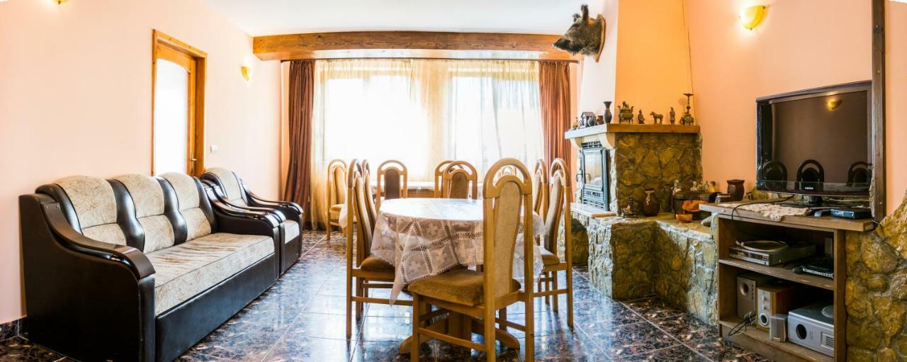 Casa Rares Сучевица Экстерьер фото